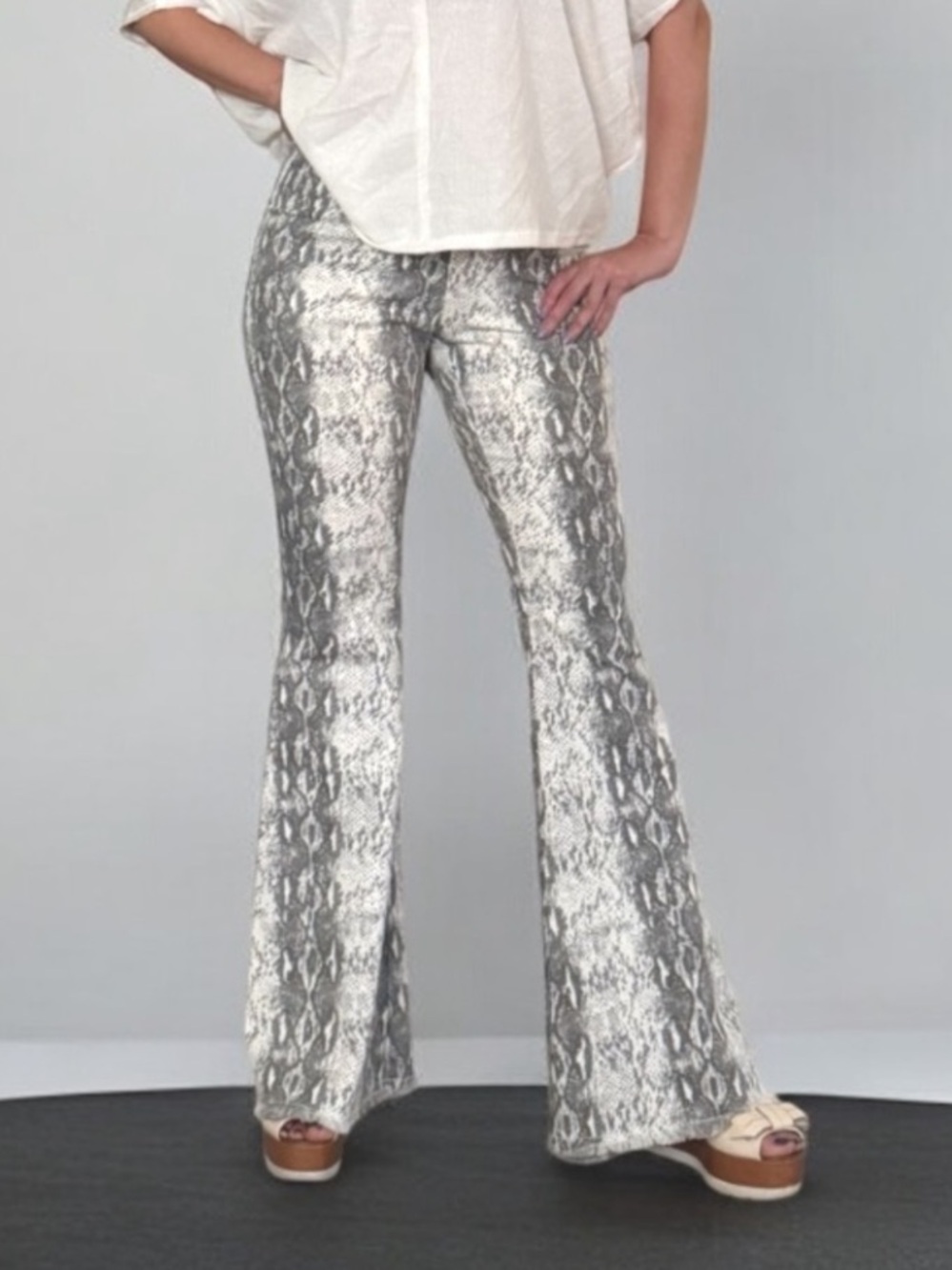 MITTOSHOP Snake Print Boho Retro Flare Pants ~ NWOT